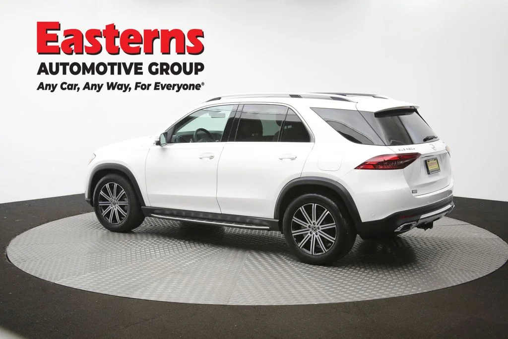 Used 2025 White Mercedes-Benz GLE 450e image 63