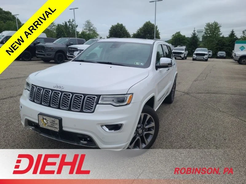 2017 Jeep Grand Cherokee Overland 4WD's photo