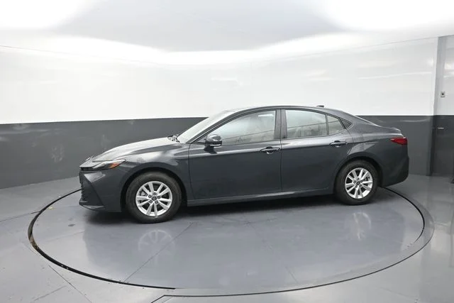 Used 2026  Toyota LE image 43