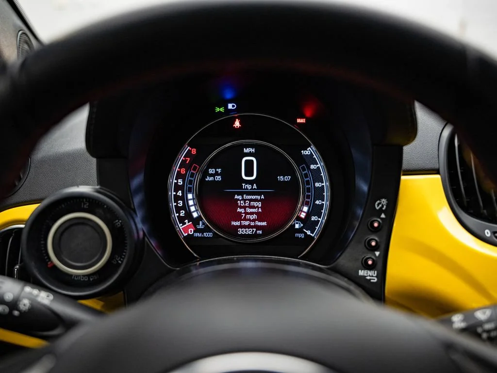 Used 2017 Giallo Moderna Perla (Pearl Yellow Tri-Coat) FIAT Abarth image 30