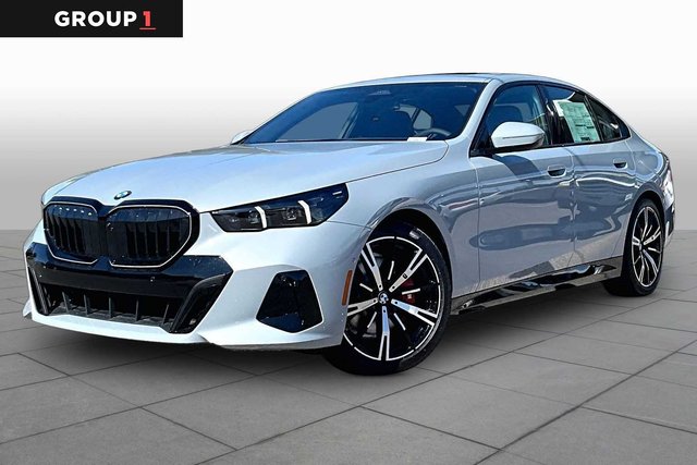 New 2027 BMW 530i RWD 4dr Car - In-Stock