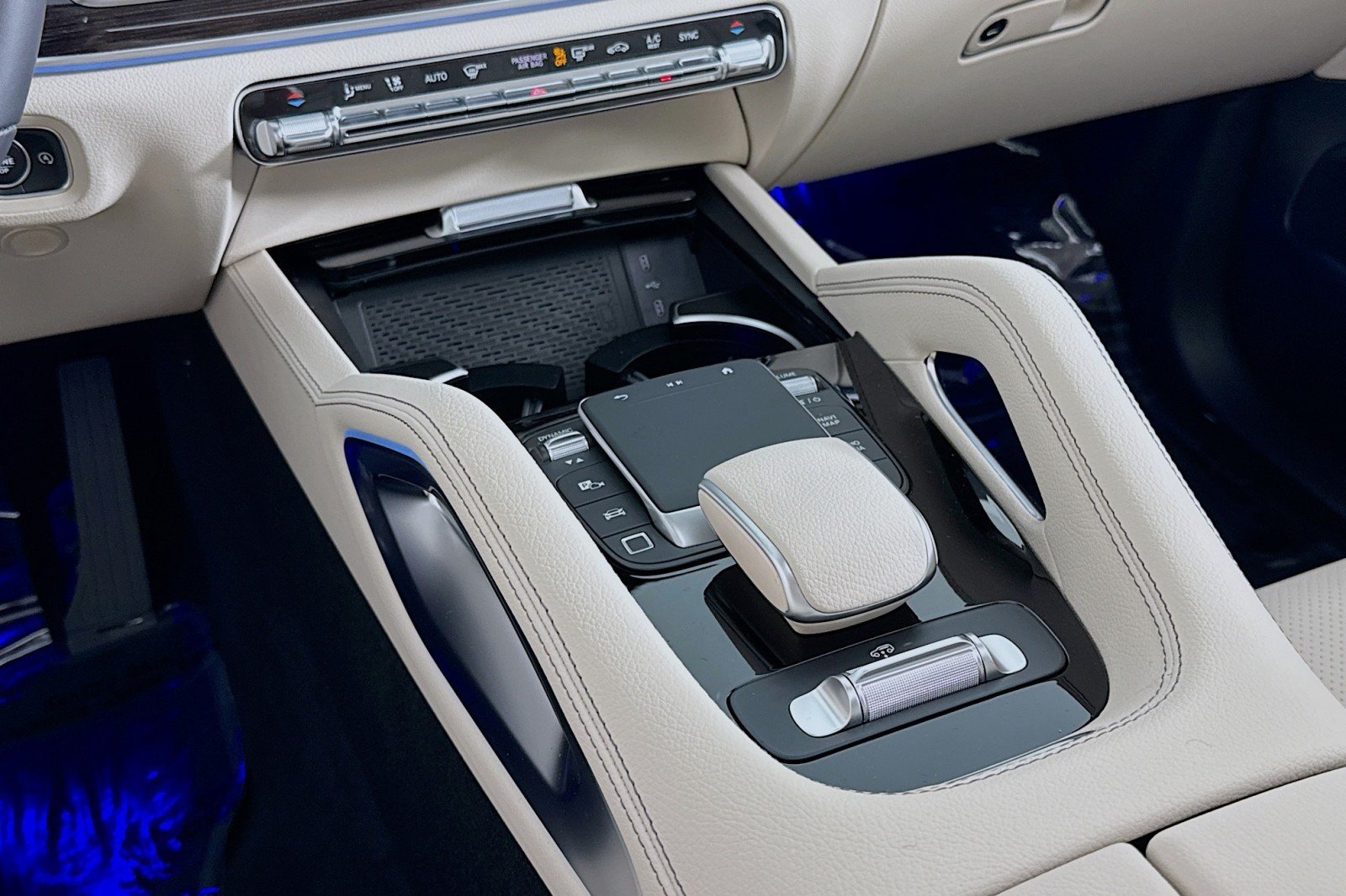 New 2026 Polar White Mercedes-Benz GLS 450 4MATIC® SUV image 5