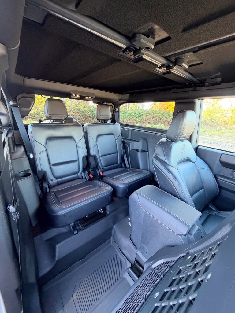 Used 2025 Gray Metallic Ford Badlands image 25
