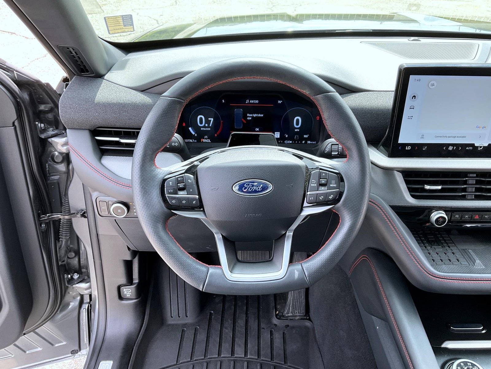 Used 2025 Gray Ford ST-Line image 11