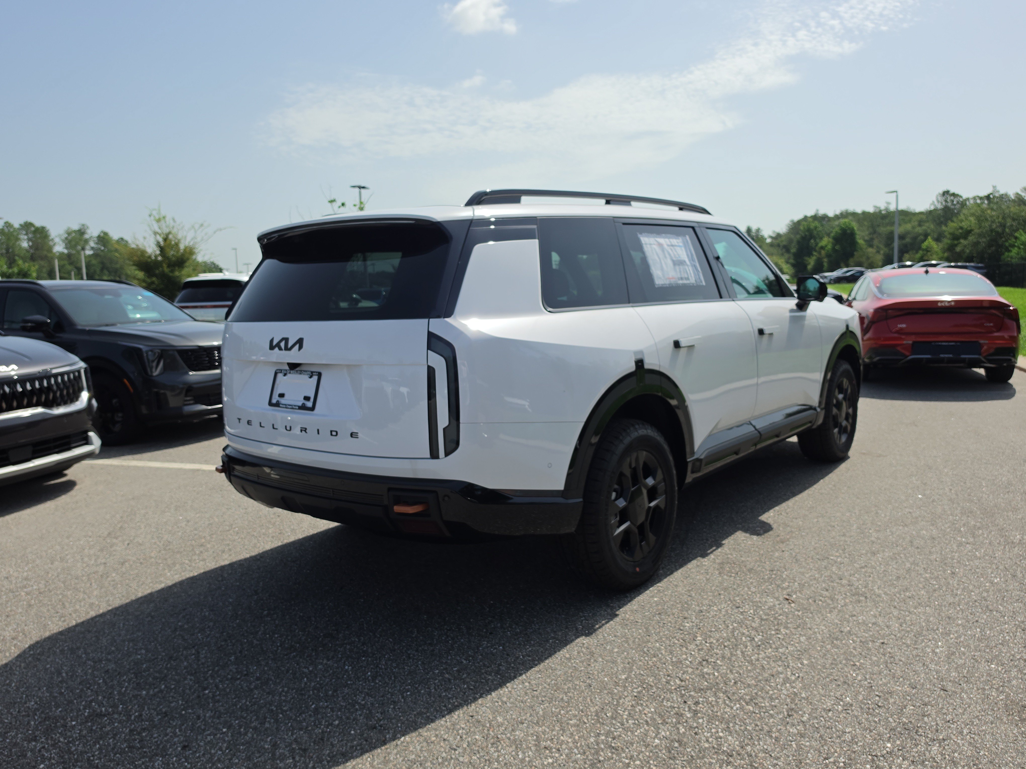 New 2027 Glacial White Kia X-Pro SX Prestige image 8