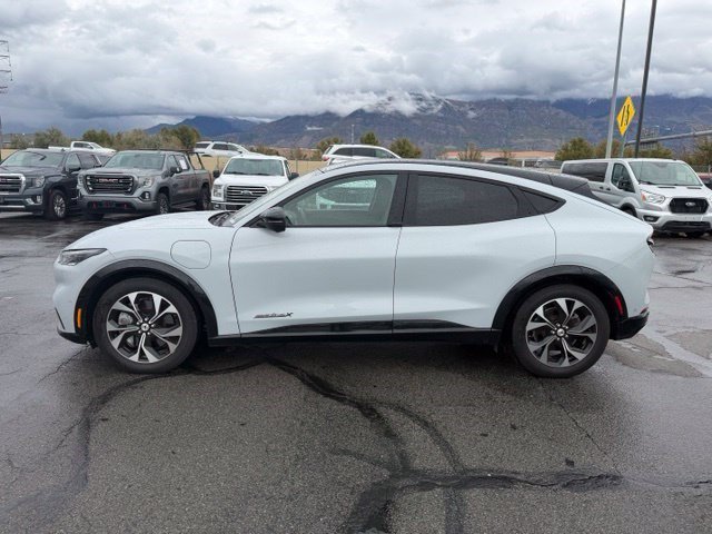 Used 2023 White Metallic Ford Premium image 9