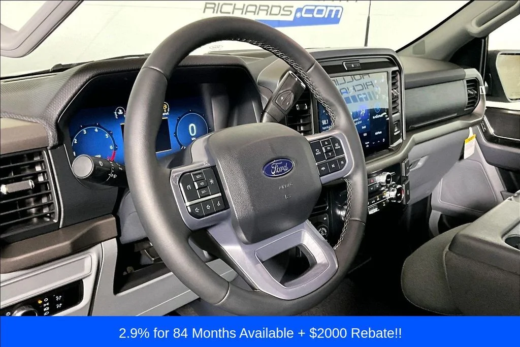 New 2026 Oxford White Ford XLT image 6