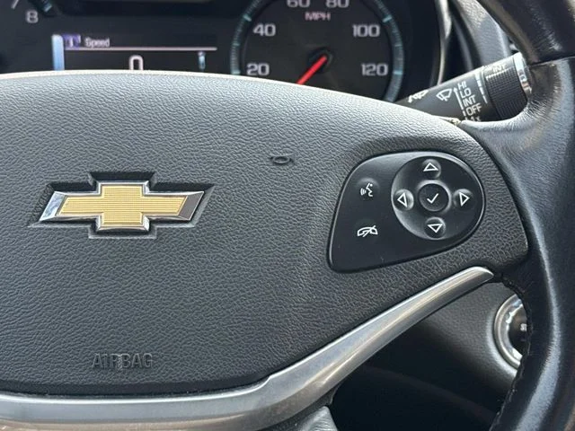 Used 2019 White Chevrolet LT image 22