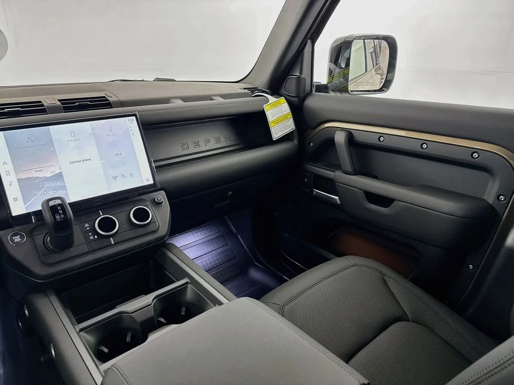 New 2026 Gondwana Stone Land Rover X-Dynamic SE image 25