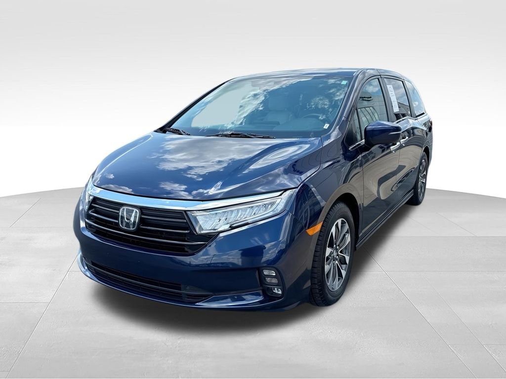 Used 2023 Gray Honda EX-L image 4