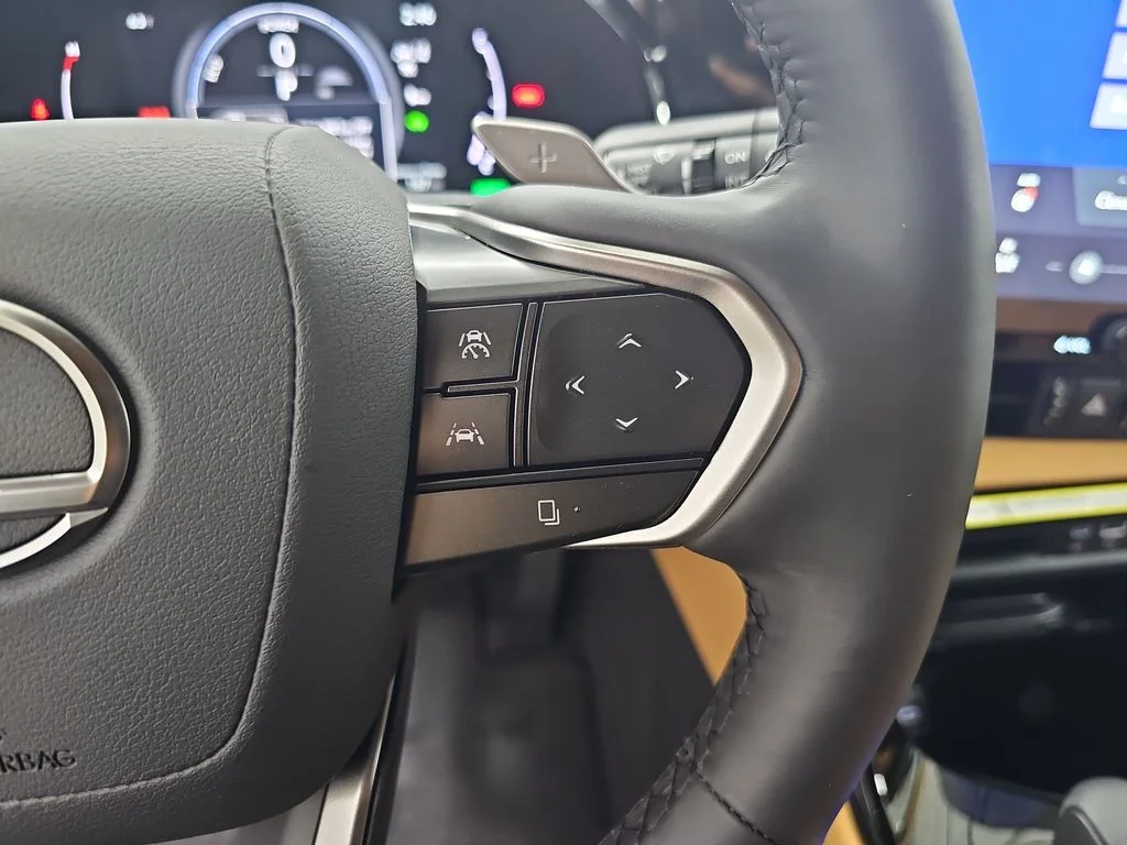 New 2026 Ultra White Lexus PREMIUM image 17
