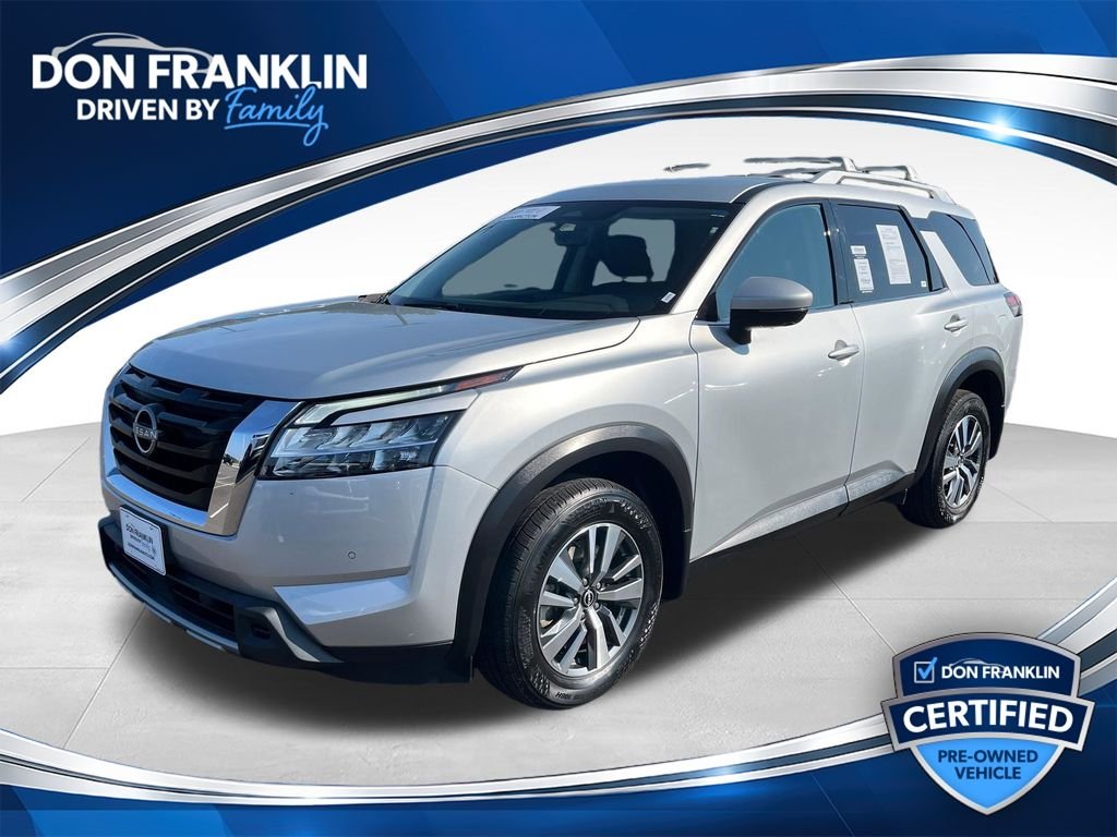 Used 2024 Silver Nissan SL image 1