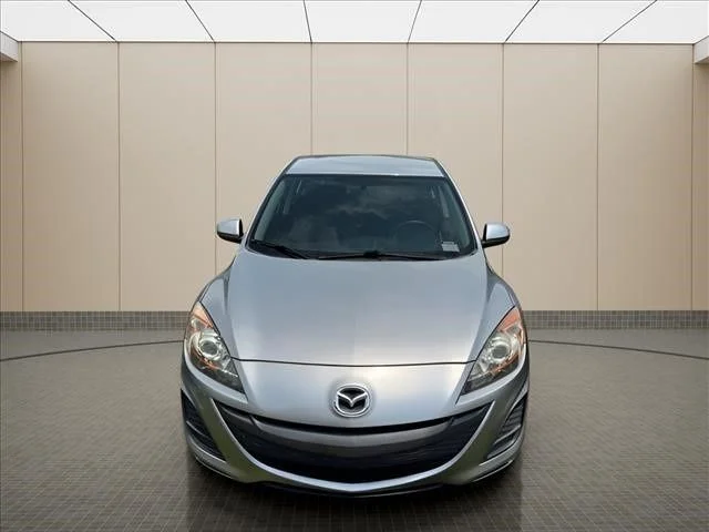 Used 2010 Silver Mazda i Touring image 7