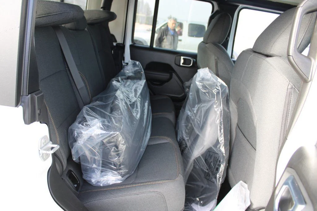New 2026 Bright White Clear-Coat Exterior Paint Jeep Sport S image 26