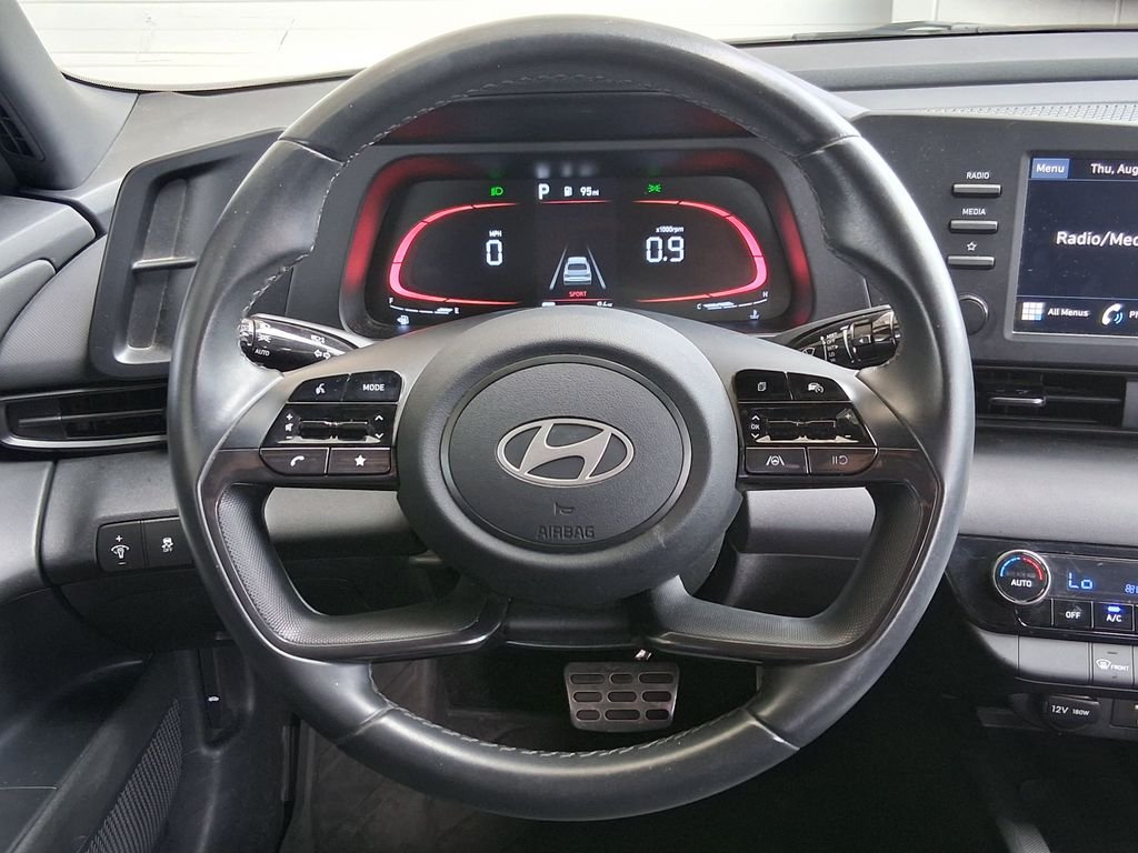 Certified Used 2025 Gray Hyundai SEL Sport image 10