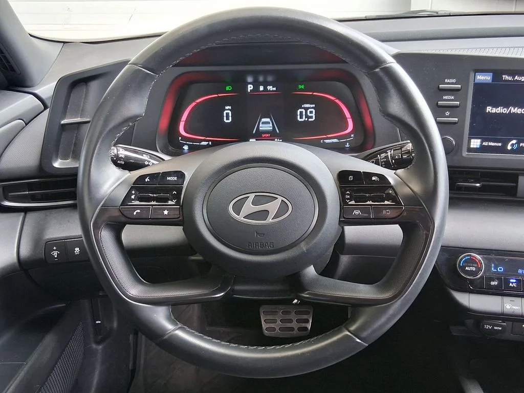 Certified Used 2025 Gray Hyundai SEL Sport image 10