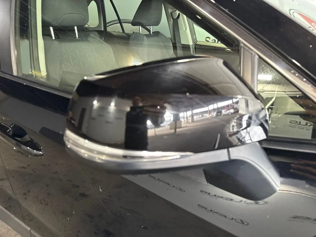 Used 2020 Black Toyota XLE image 9
