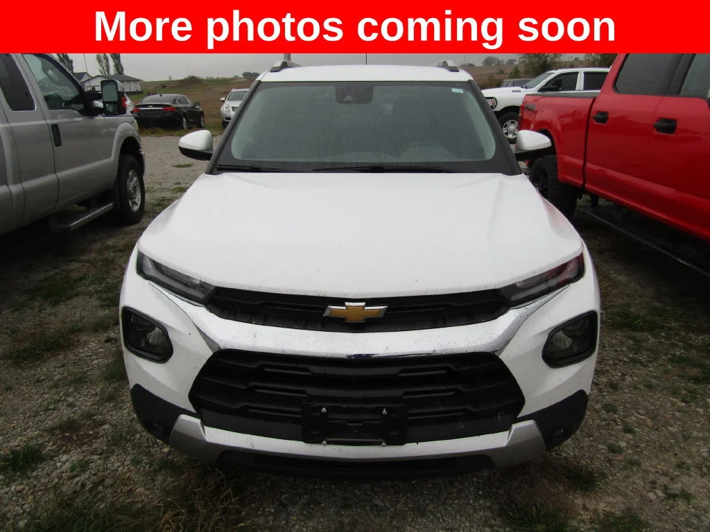 Used 2023 SUMMIT WHITE Chevrolet LT image 8