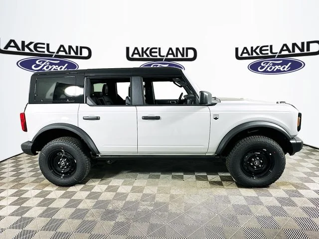 New 2026 White Ford Big Bend image 2