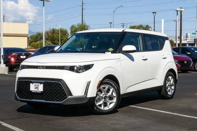2024 Kia Soul 2.0L LX IVT's photo