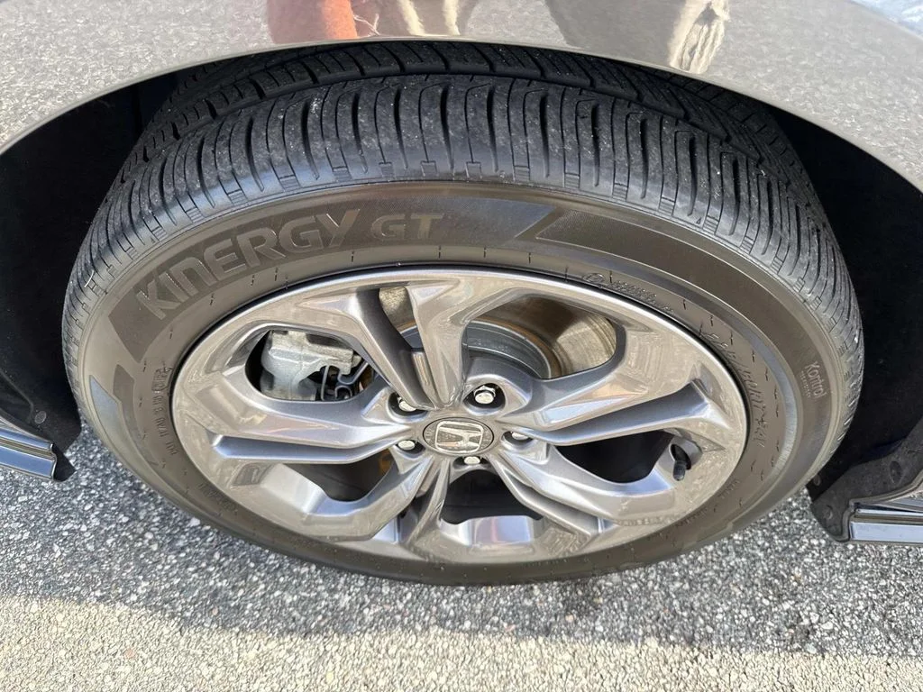 Used 2023 Gray Honda EX-L image 11