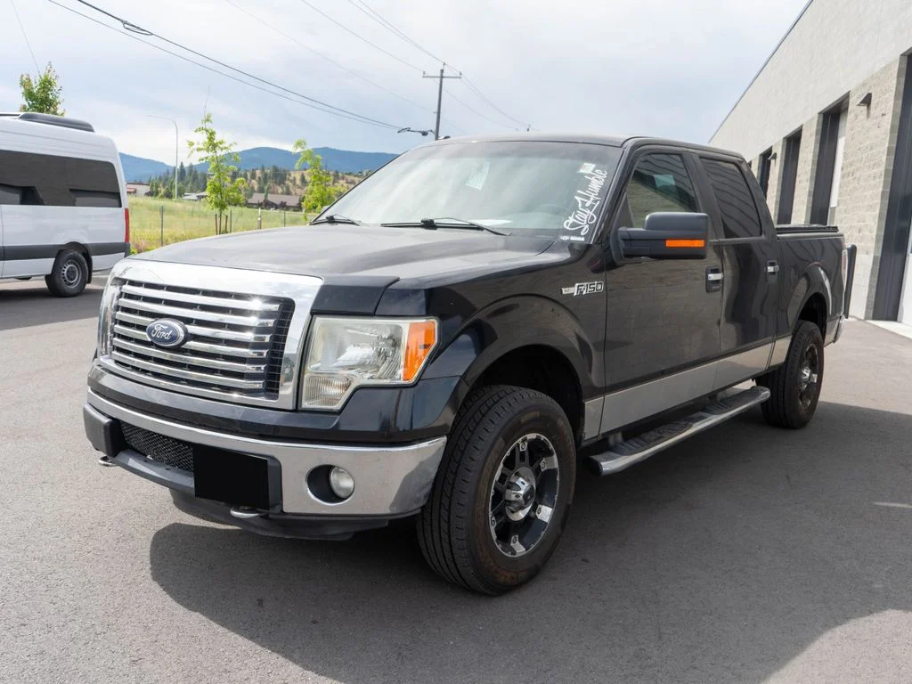 Used 2011 Black Ford XLT image 3