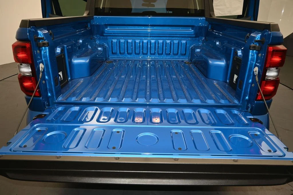 New 2026 Velocity Blue Ford Lobo™ image 11