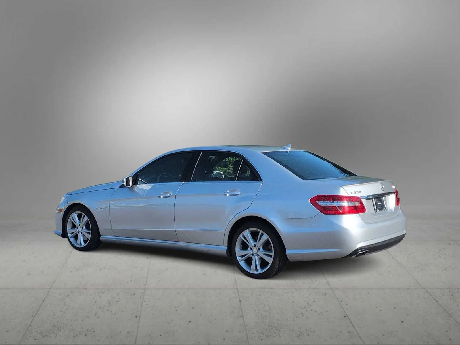 Used 2012 Iridium Silver Metallic Mercedes-Benz E 350 Sport image 6