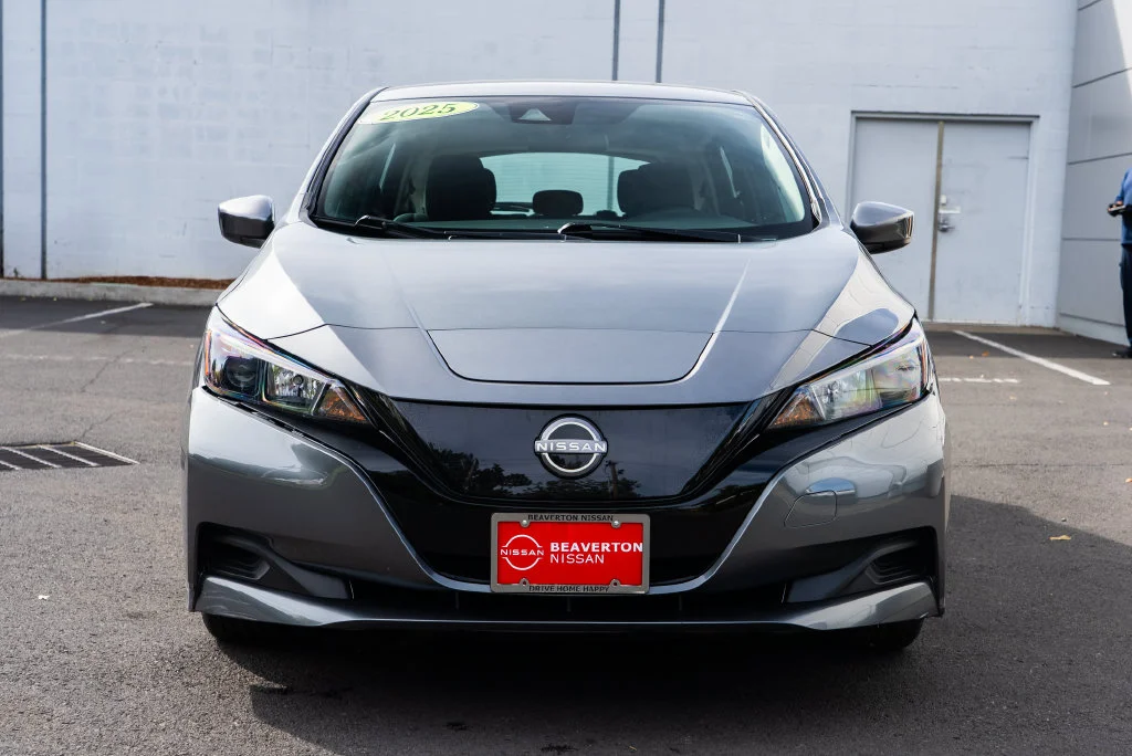 Used 2025 Gray Nissan S image 2