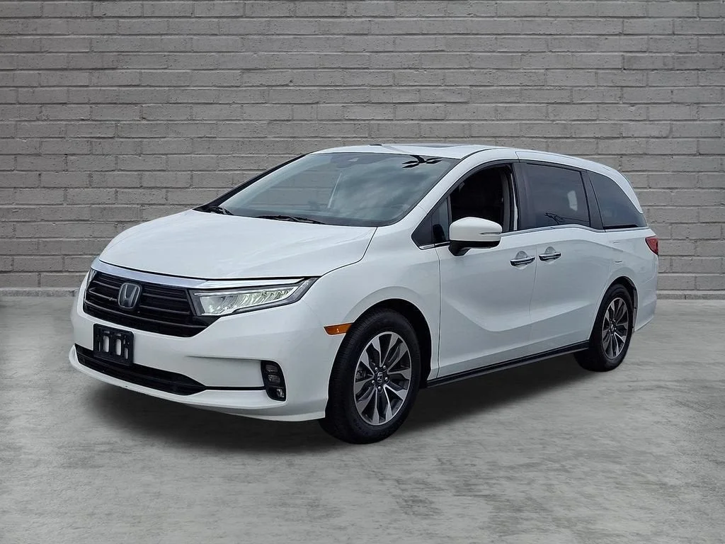 Used 2023 White Honda EX-L image 34