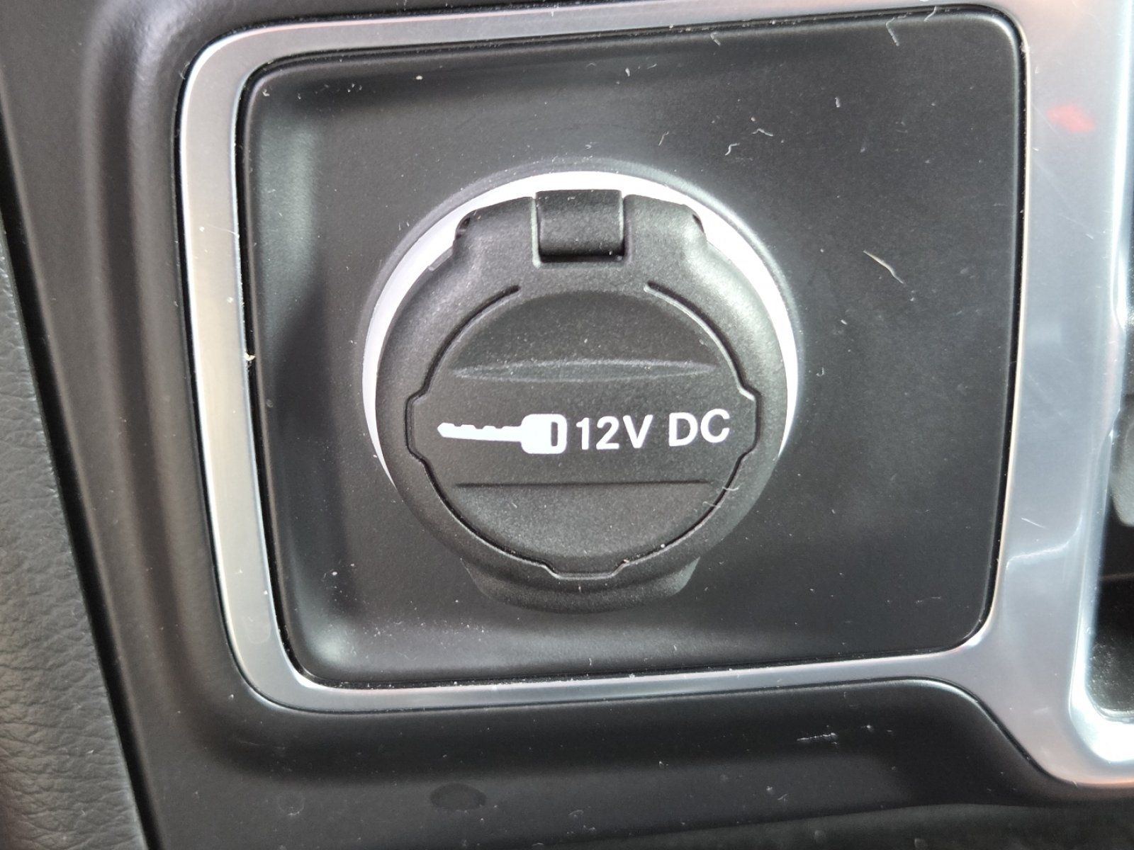 Used 2021 Blue Pearl Jeep Unlimited Sport S image 4