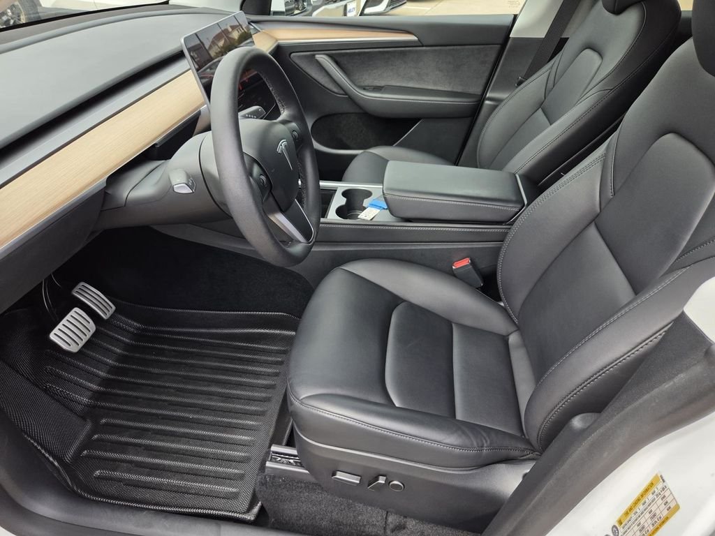 Used 2023 White Tesla Performance image 19
