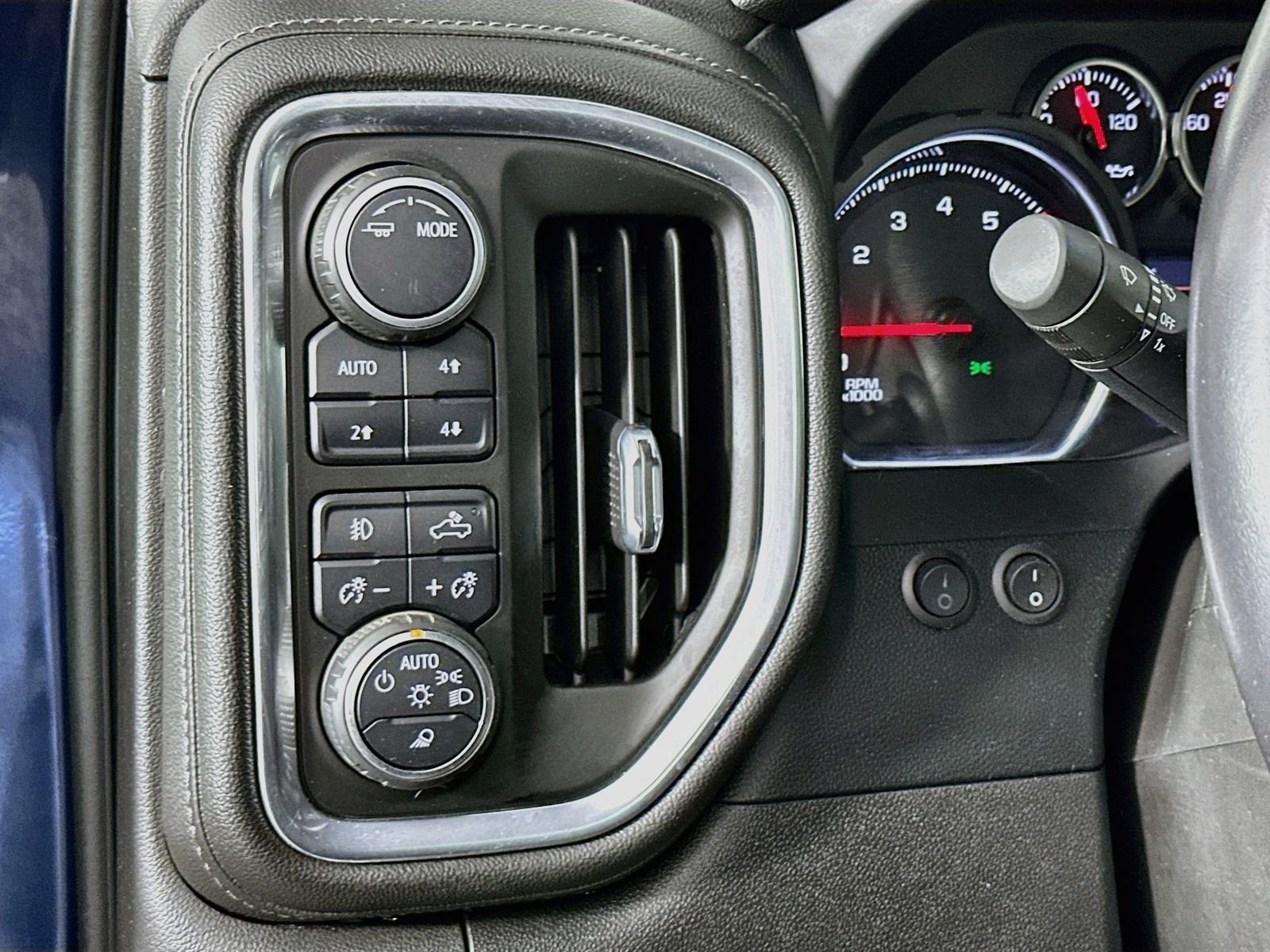 Used 2022 Blue Chevrolet LT Trail Boss image 11