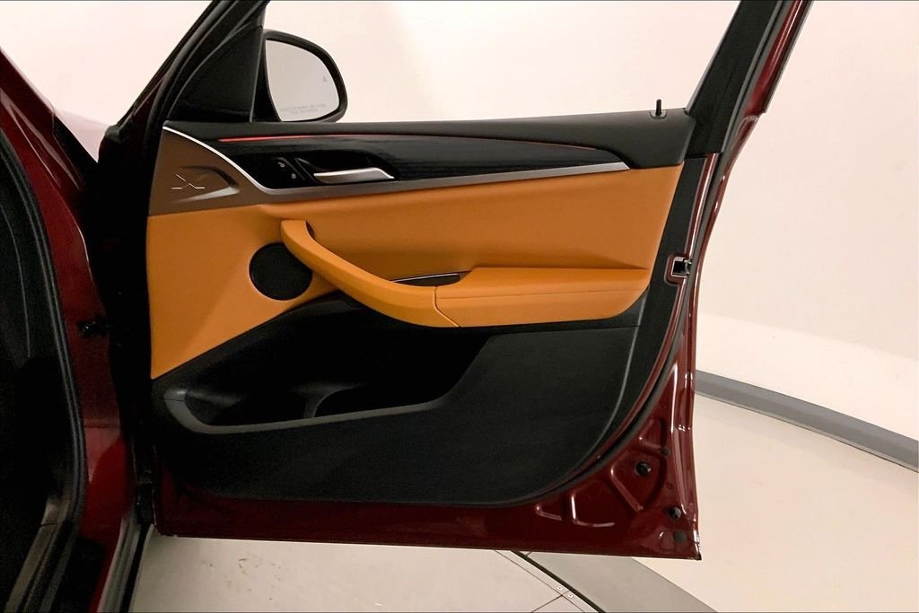 Used 2023 Aventurin Red Metallic BMW  image 25