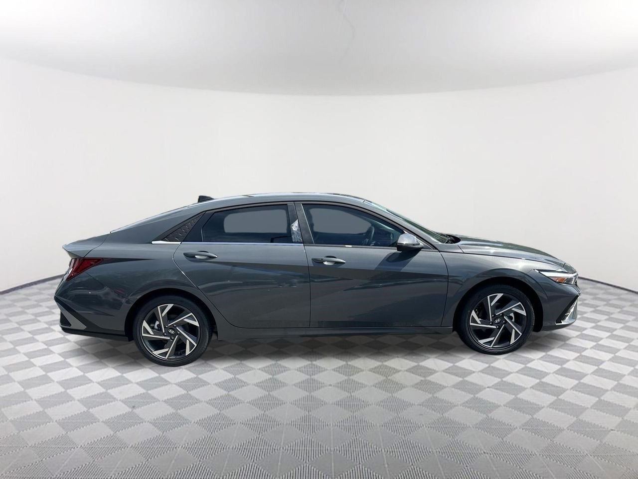 New 2026 Ecotronic Gray Hyundai Limited image 4