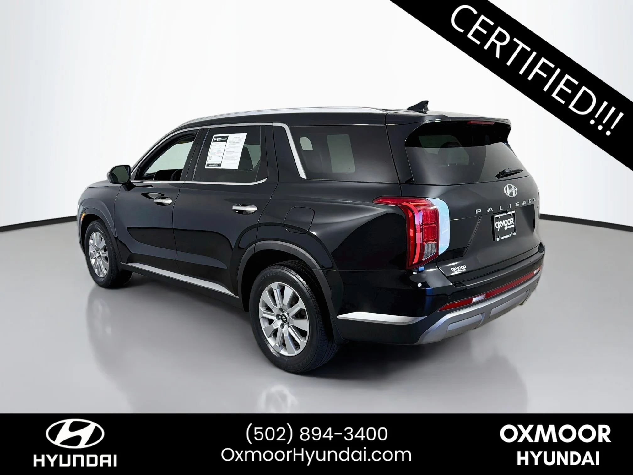 Used 2024 Abyss Black Pearl Hyundai SEL 7P image 5