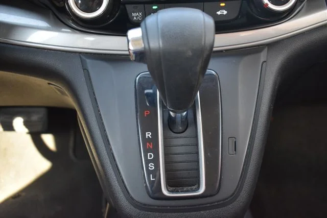 2015 Honda CR-V LX - Photo 27