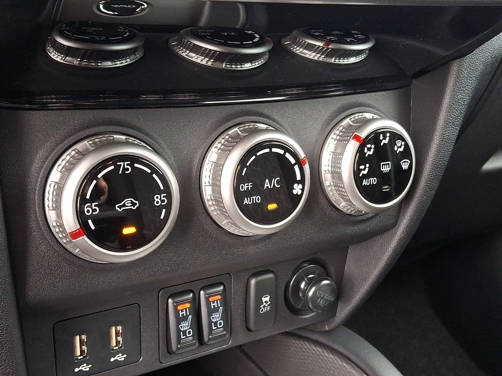 New 2026 Gray Mitsubishi 2.0 LE image 16