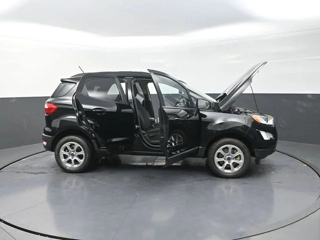 Used 2020 Black Ford SE image 46