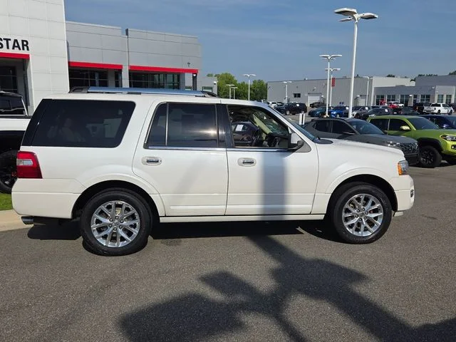 Used 2017 White Ford Limited image 14