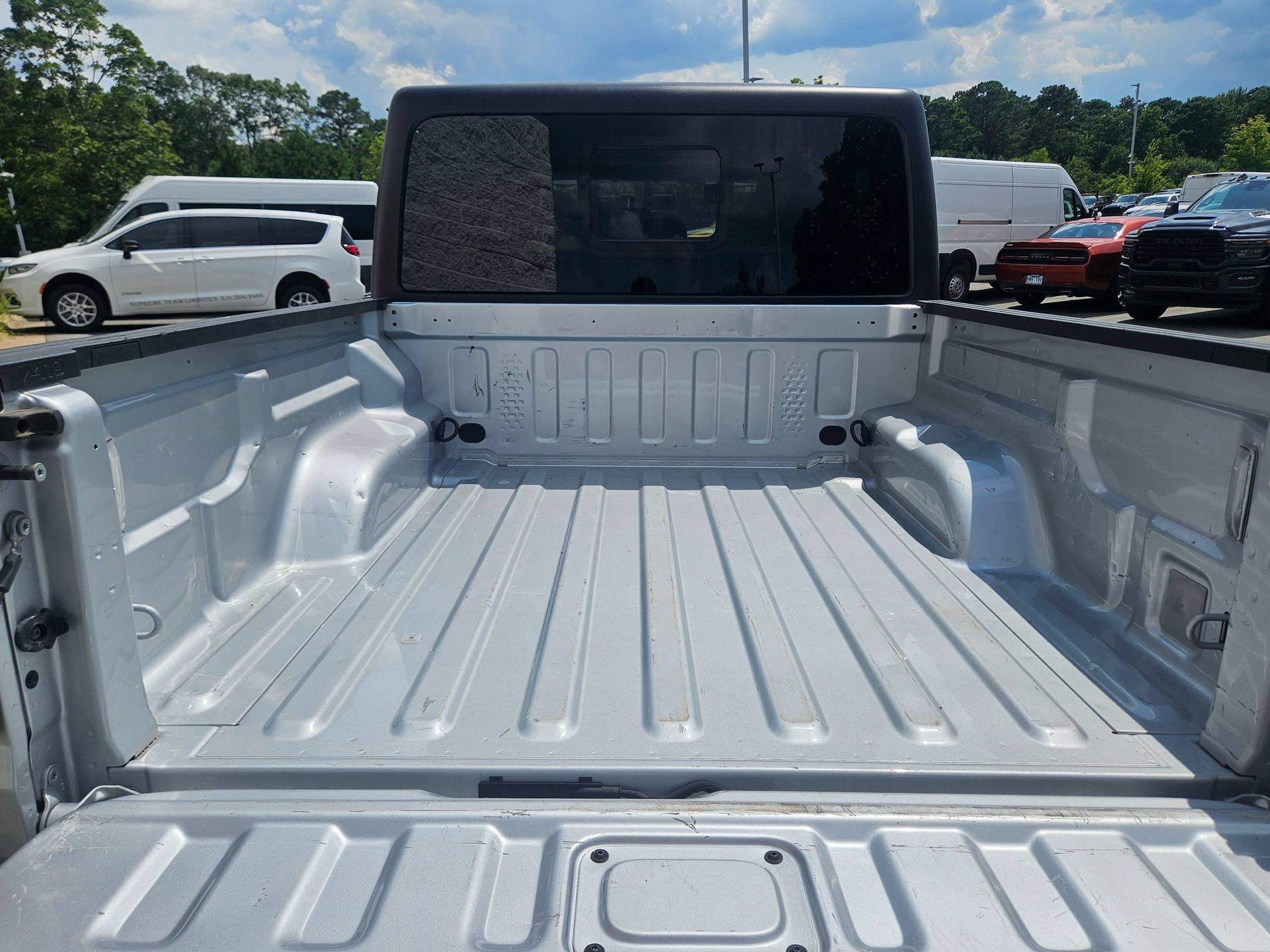 Used 2023 Silver Zynith Clearcoat Jeep Willys image 30