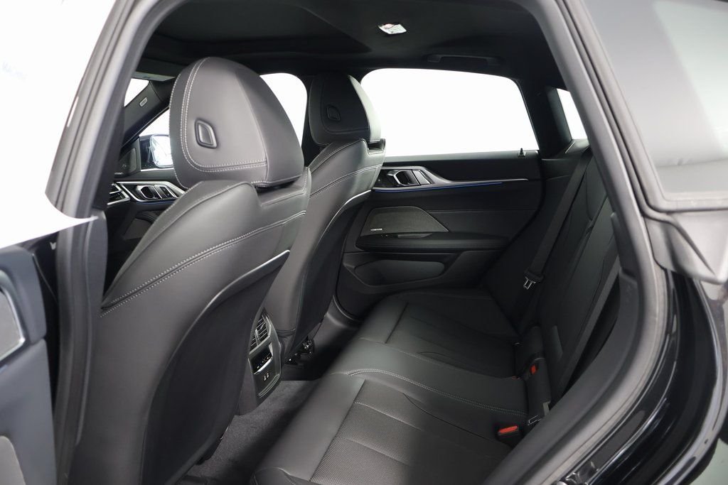 New 2026 Black Sapphire Metallic BMW xDrive40 image 6