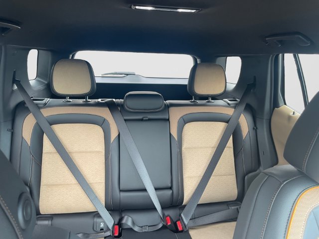 2027 Chevrolet Equinox ACTIV - Photo 17