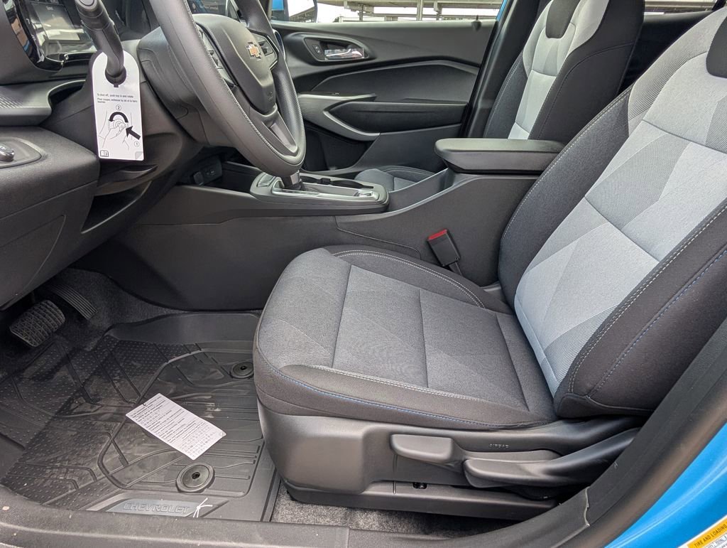 New 2026 Marina Blue Metallic Chevrolet LS image 9