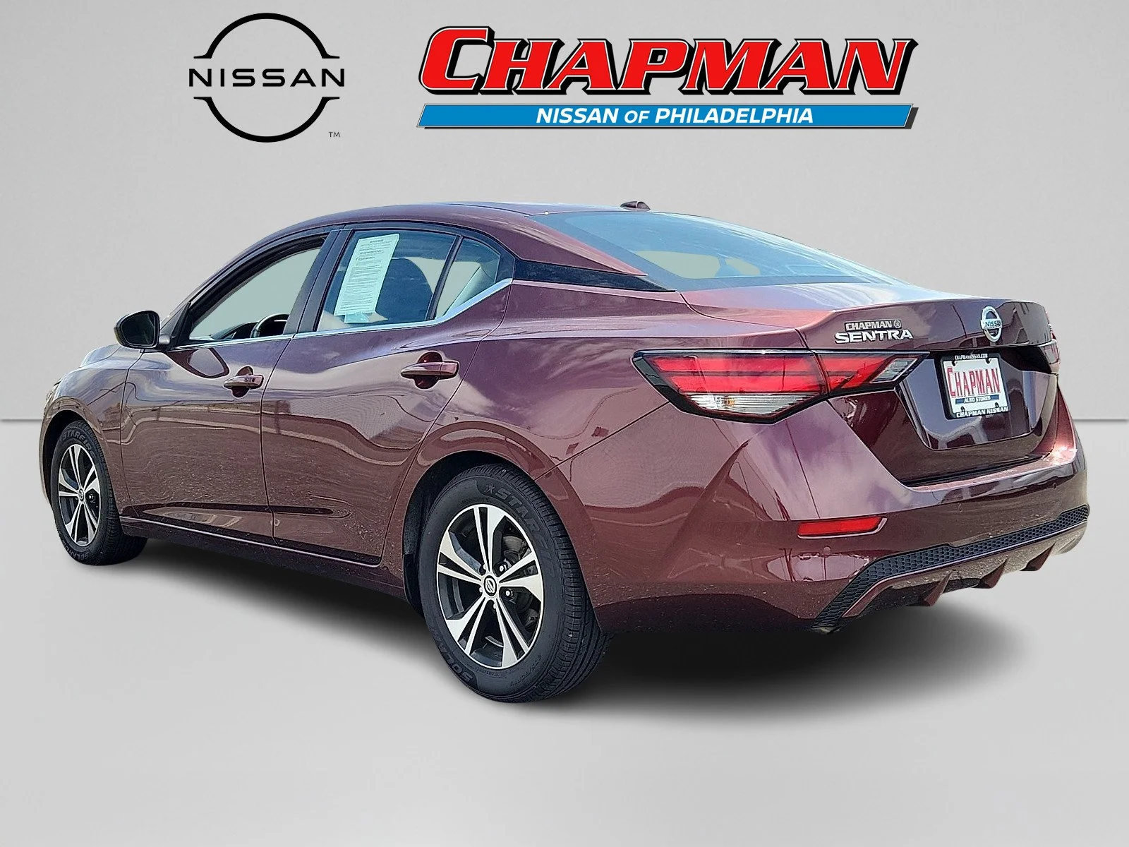 Used 2023 Rosewood Metallic Nissan SV image 4
