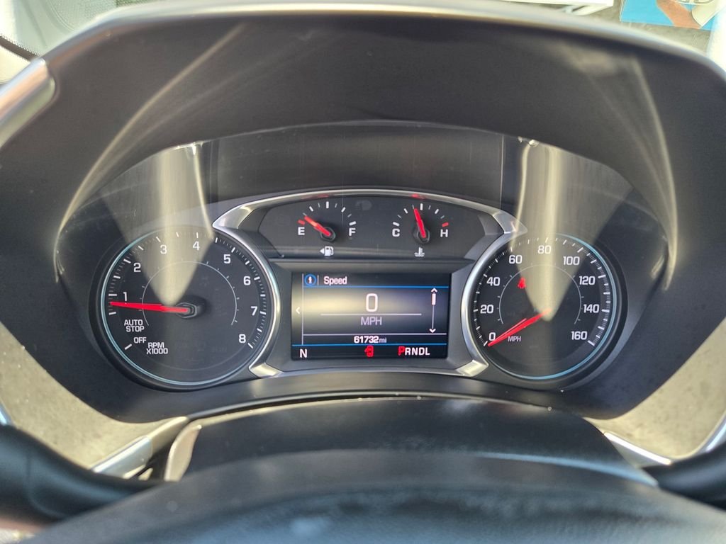 Used 2022 Gray Chevrolet LT image 17
