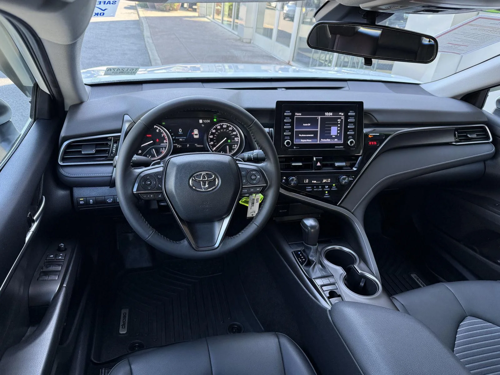 Used 2023 Ice Cap Toyota SE image 14