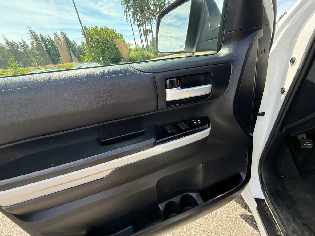 Used 2021 White Toyota SR5 image 12
