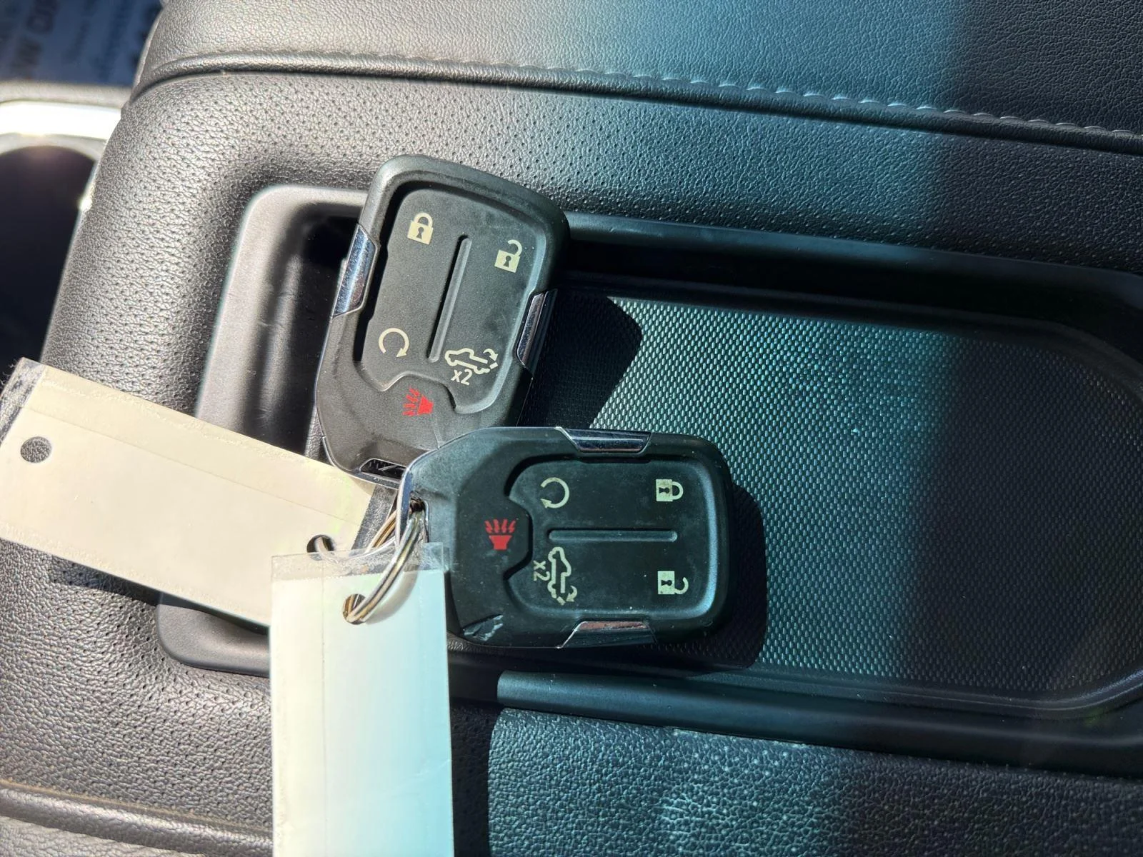 Used 2022 Summit White Chevrolet High Country image 32