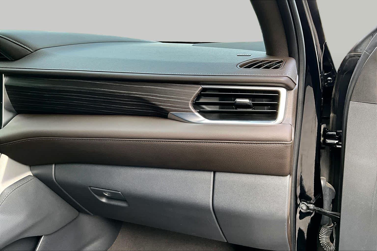 Used 2024 Onyx Black GMC Denali image 18